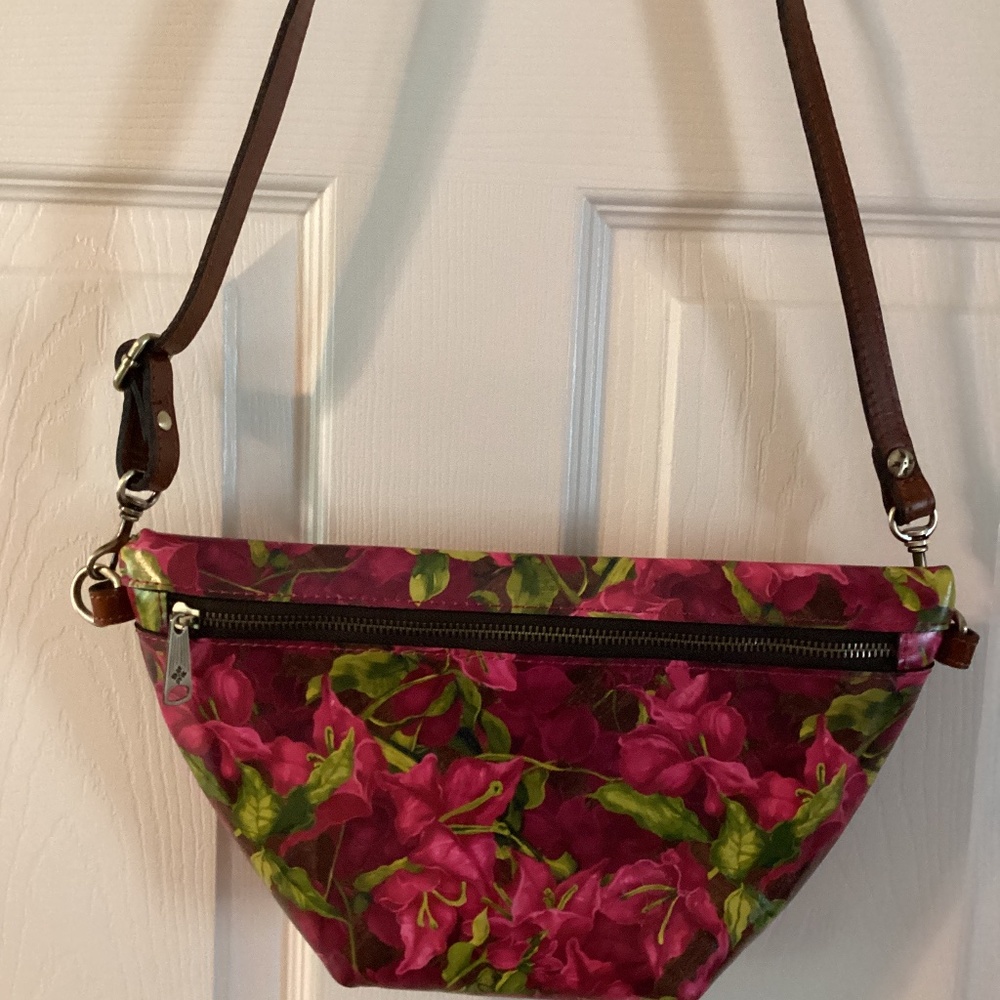Patricia. Nash leather shoulder bag